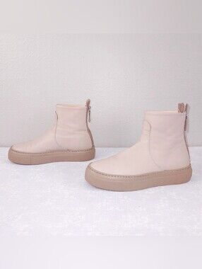 AGL Meghan Platform Sneaker Bootie US 7.5
